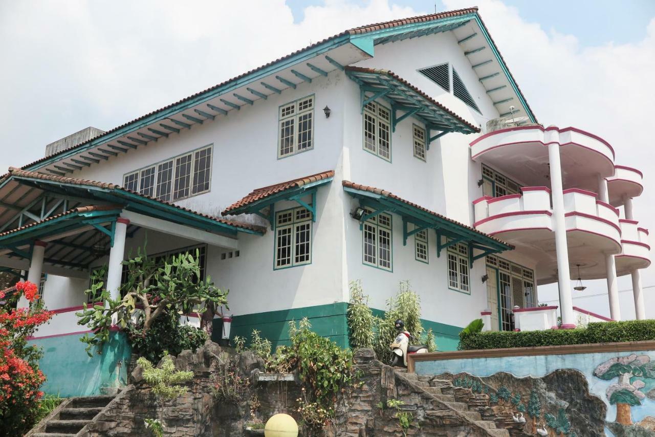 Villa Tiandiva Cisarua Exteriér fotografie