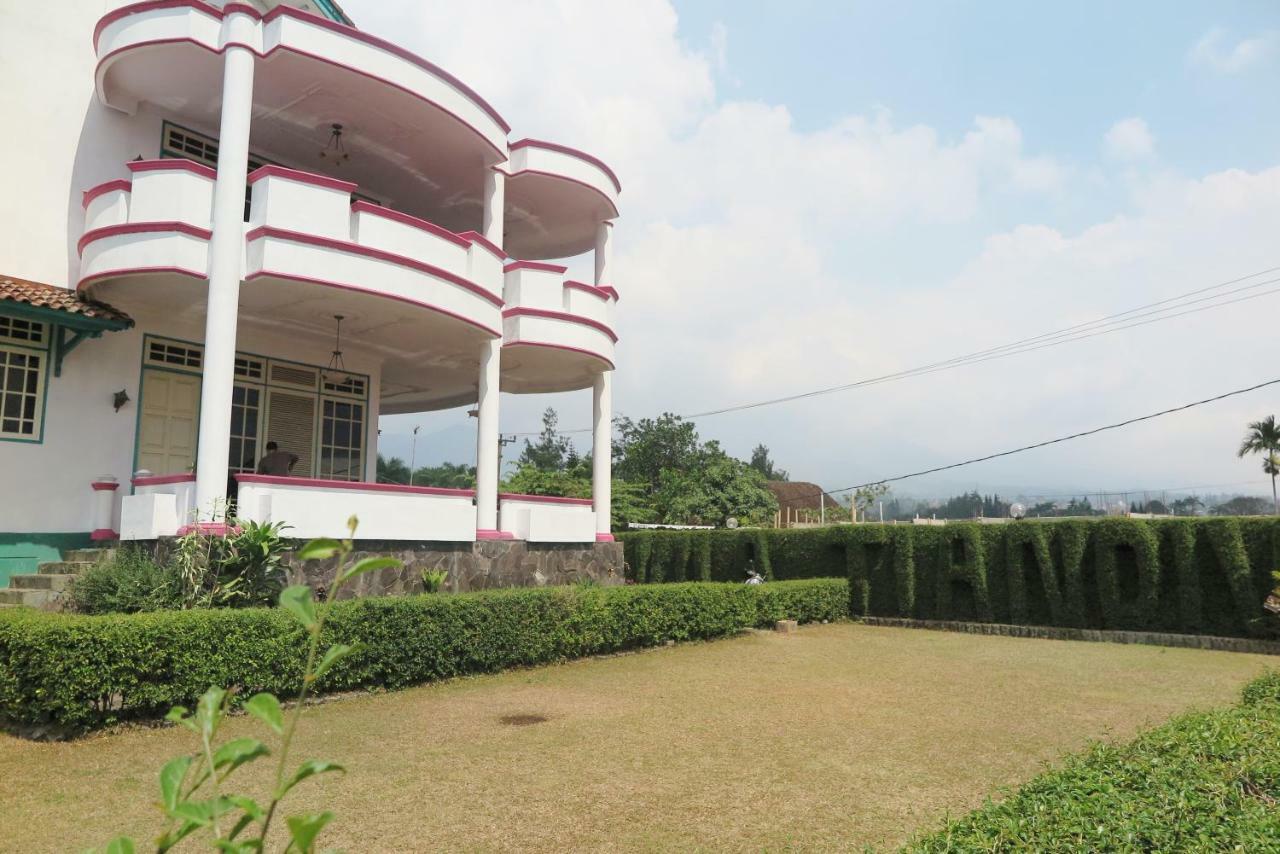 Villa Tiandiva Cisarua Exteriér fotografie